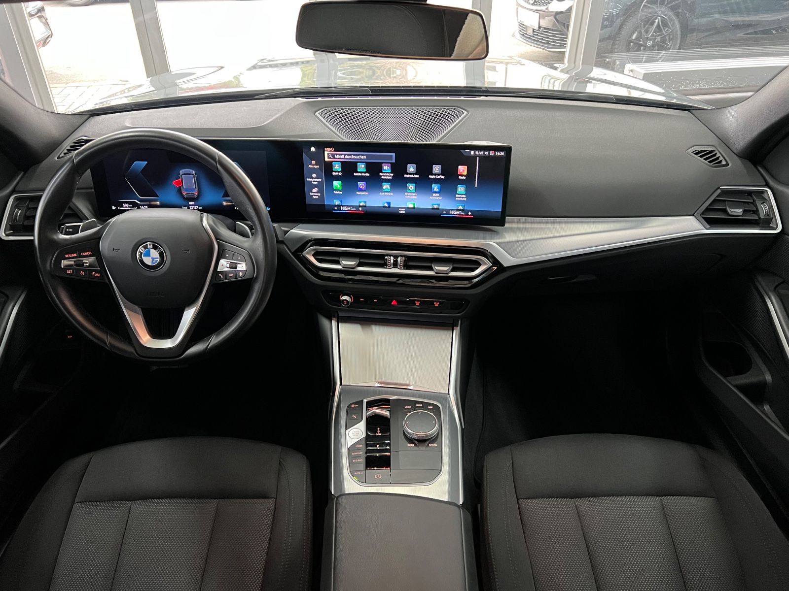 BMW 318 d Touring Driving Assistant+Parkassistent foto 14