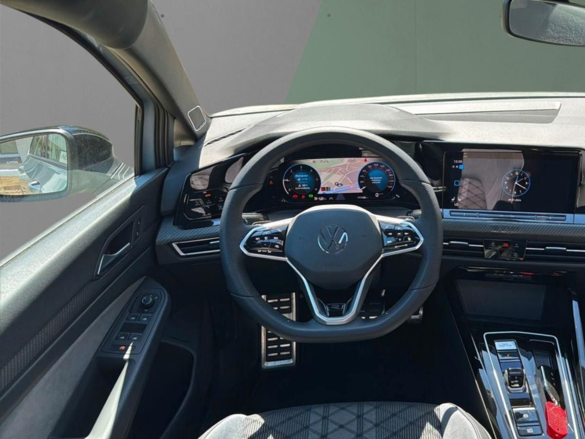 Fahrzeugabbildung Volkswagen Golf R-Line 2.0 TDI 150PS*PANO*ACC*SHZ