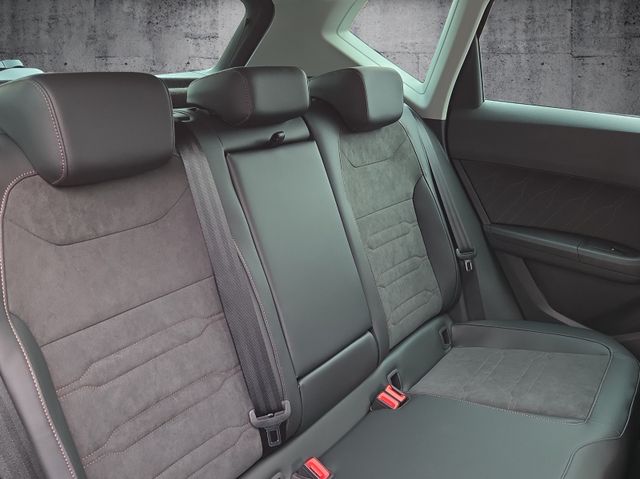 Ateca "Black" 1.5 TSI ACT DSG RFK AHK