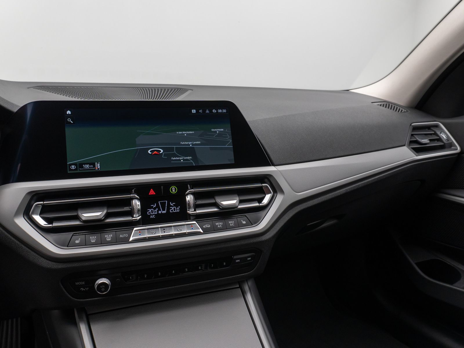 Fahrzeugabbildung BMW 320d DAB CockPitPr Lordos PDC Geschwindigkeitsre