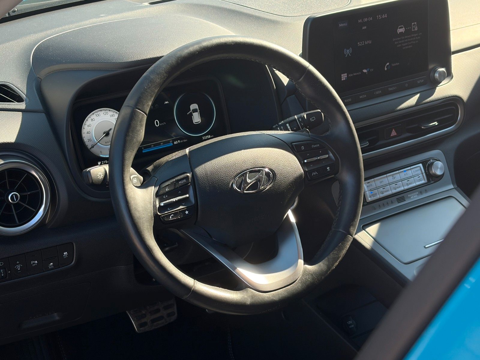 Fahrzeugabbildung Hyundai KONA E Select CarPlay Kamera PDC ACC SHZ LHZ LKA