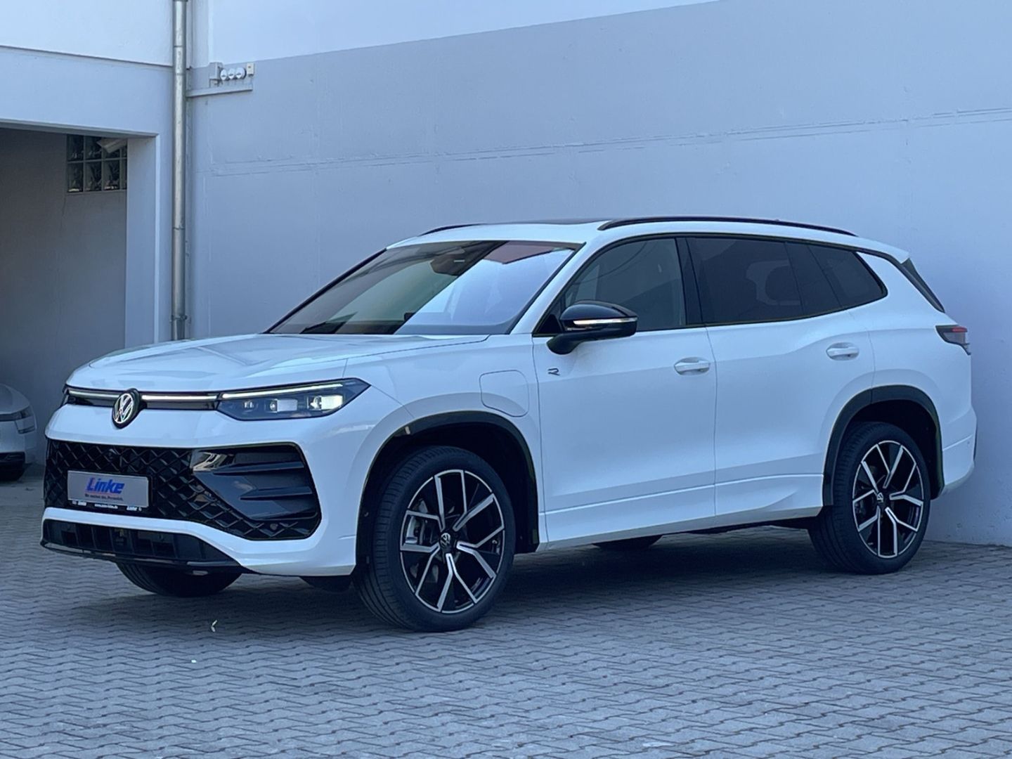 Tayron 1.5 TSI eHybrid DSG Black Style AHK/Pano