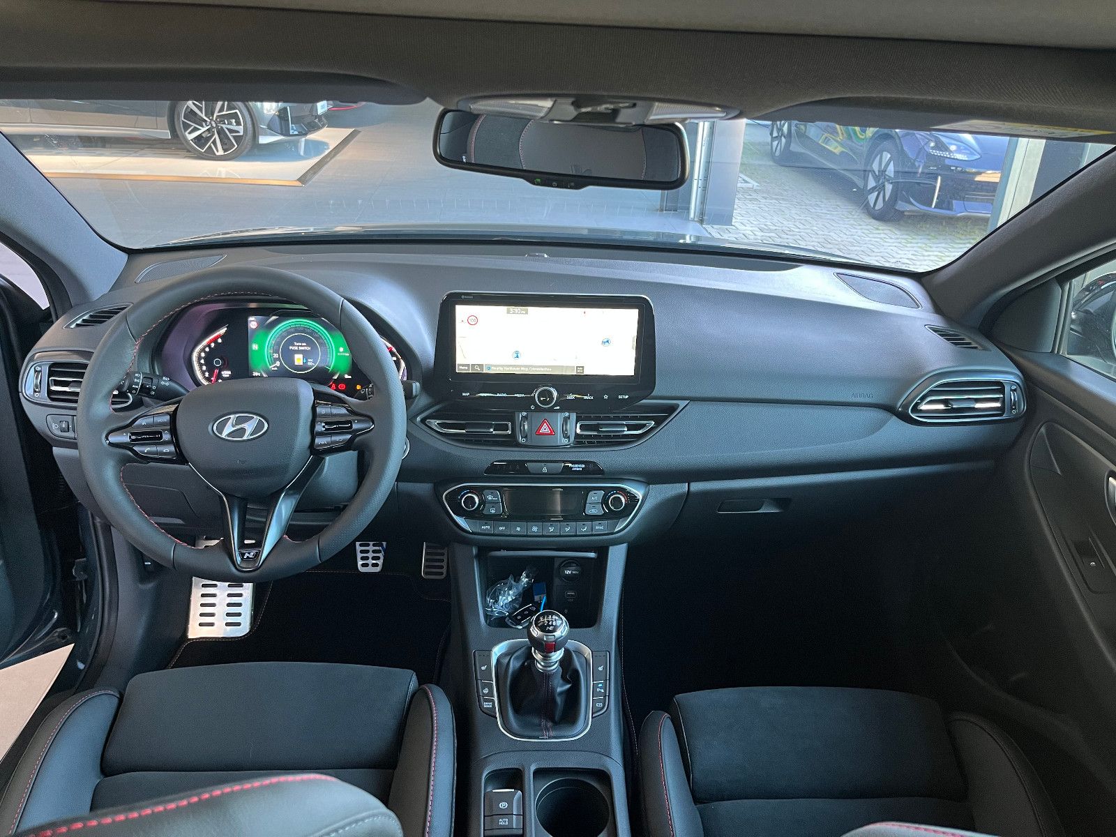 Fahrzeugabbildung Hyundai i30 1.5 T-GDI Hybrid N Line Panoramadach 18 Zoll