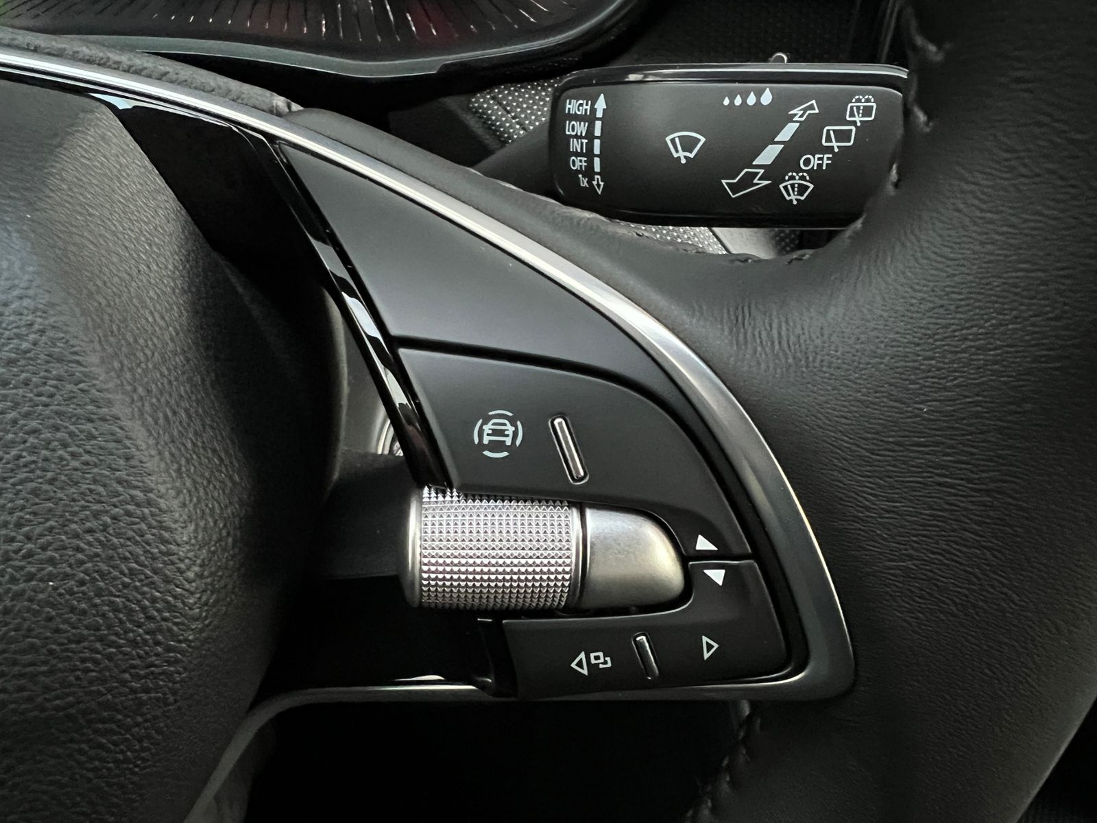 Fahrzeugabbildung SKODA Fabia Selection Edition 130 1.0 TSI DSG *Garanti