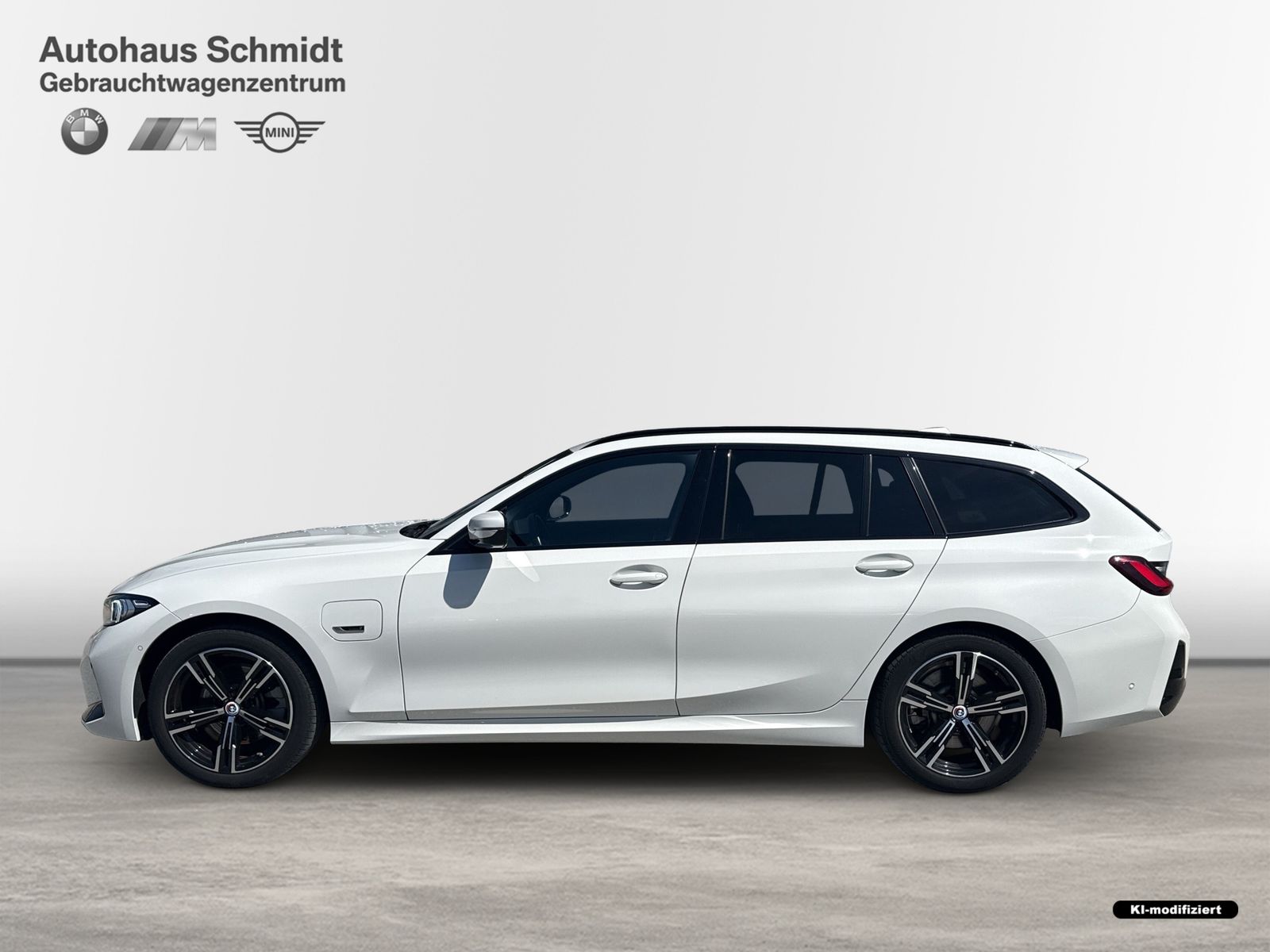 BMW 330e Touring M Sportpaket LC Prof. HUD HiFi Adap foto 2