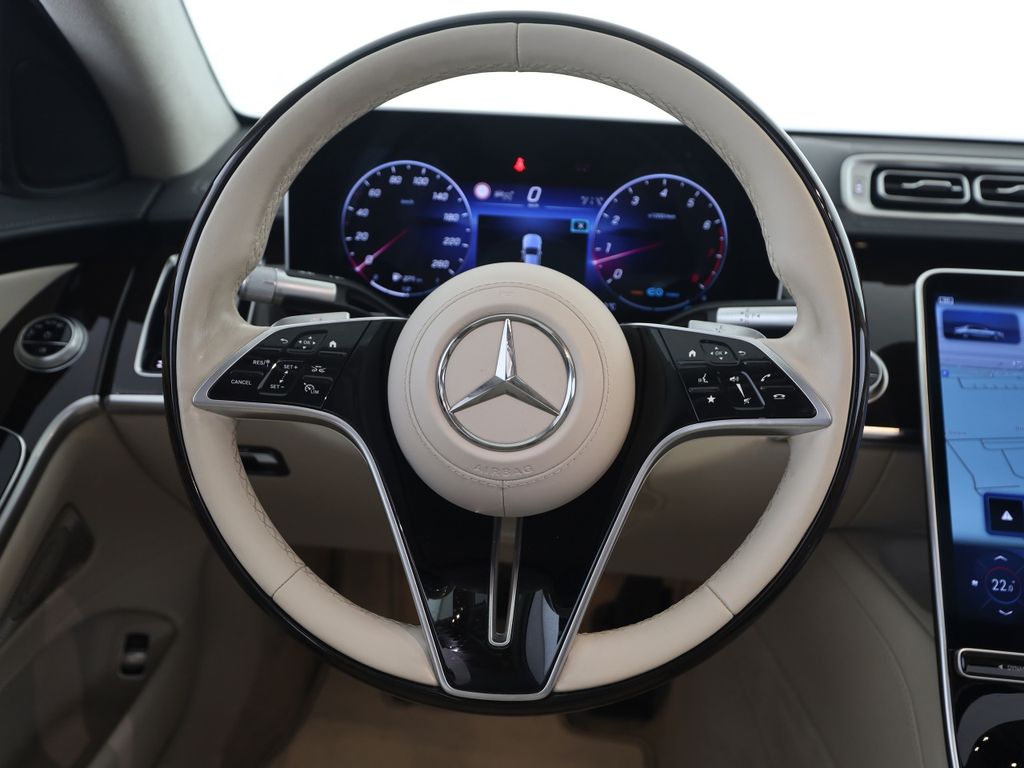 MERCEDES-BENZ S-Class 2022