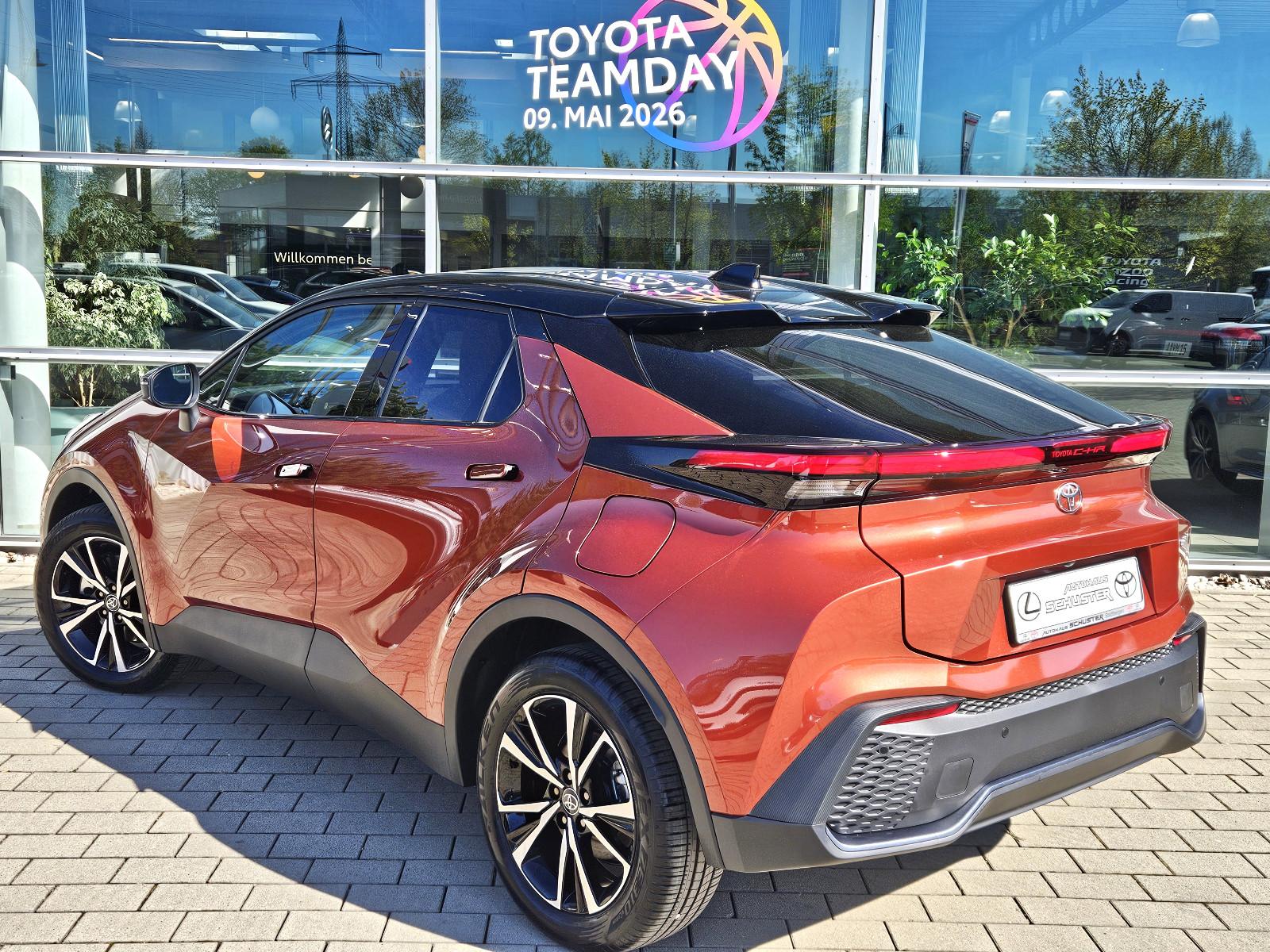 Toyota C-HR Plug-In Hybrid FWD Teamplayer