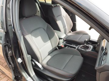 Bild 18 Ford Focus ST Line 155PS LED Kamera el. Heckklappe