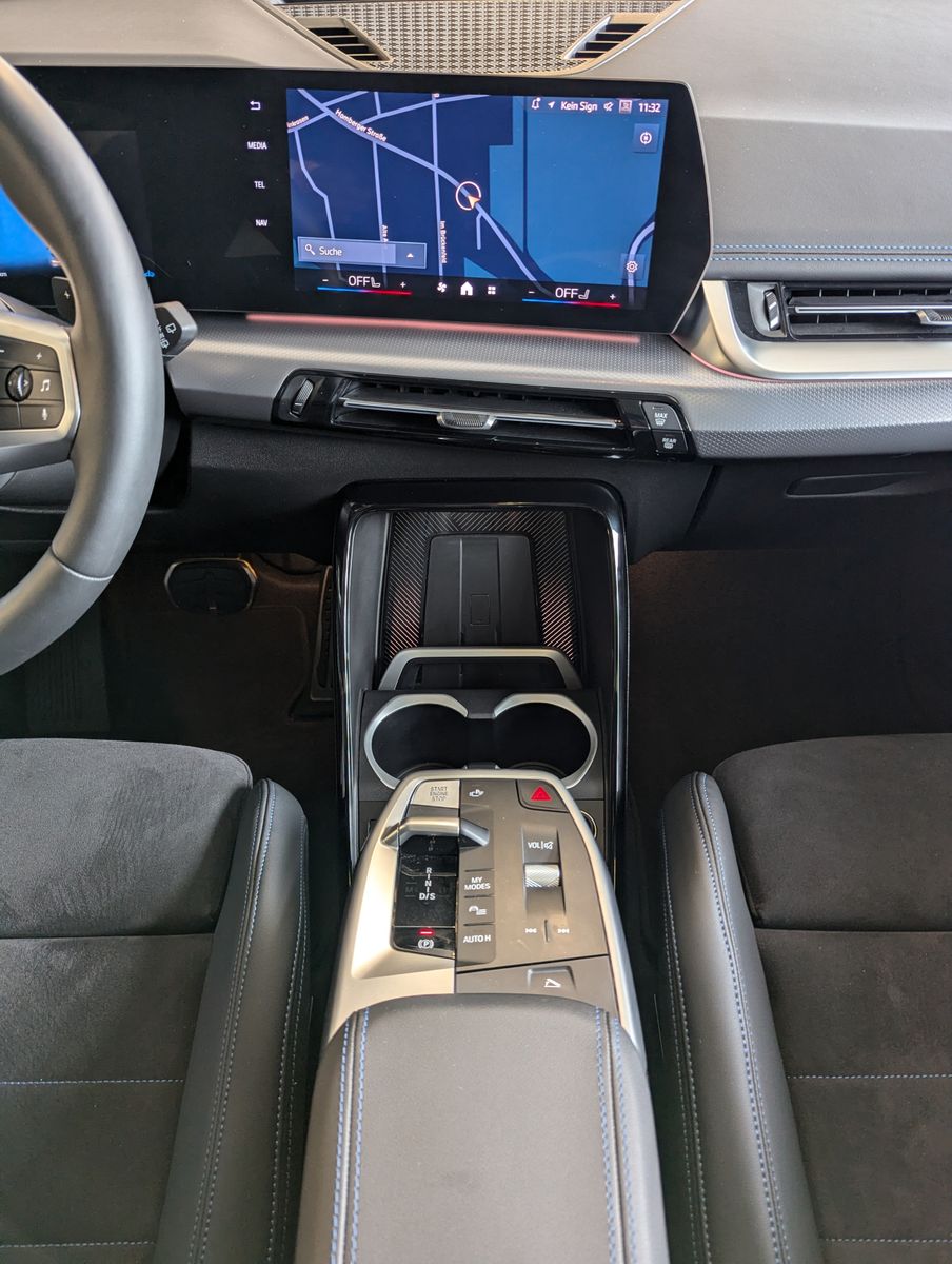 BMW X1 18 i M-Sport Pano Travel-Premium-Paket AHK - Image 22