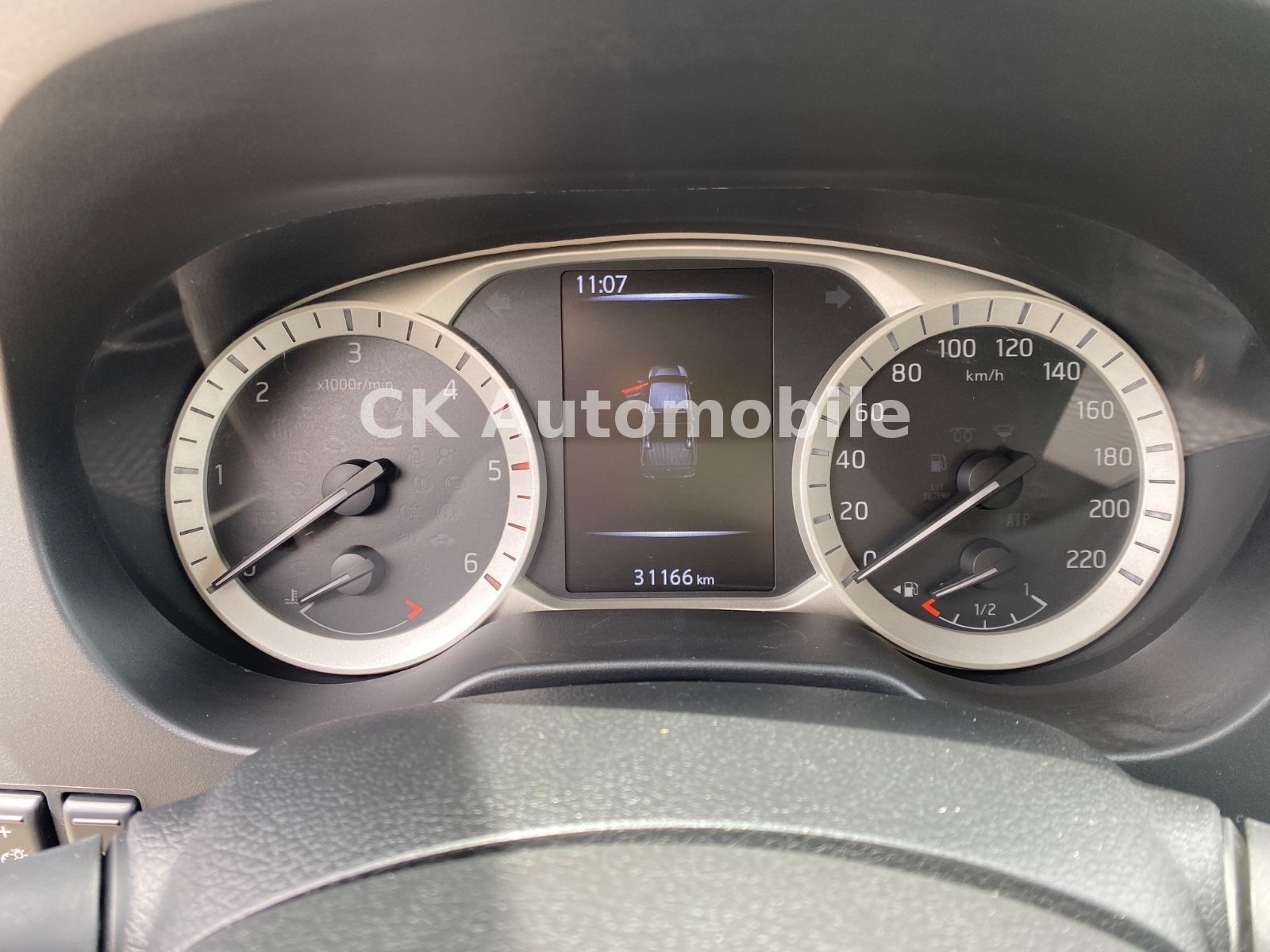 Fahrzeugabbildung Nissan Navara NP300 Acenta King Cab 4x4/AHK 3500 KG