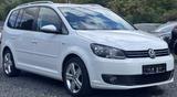 Volkswagen Touran 1.2 TSI Cup BMT AHK 7-Sitzer - Volkswagen Touran: 1.2
