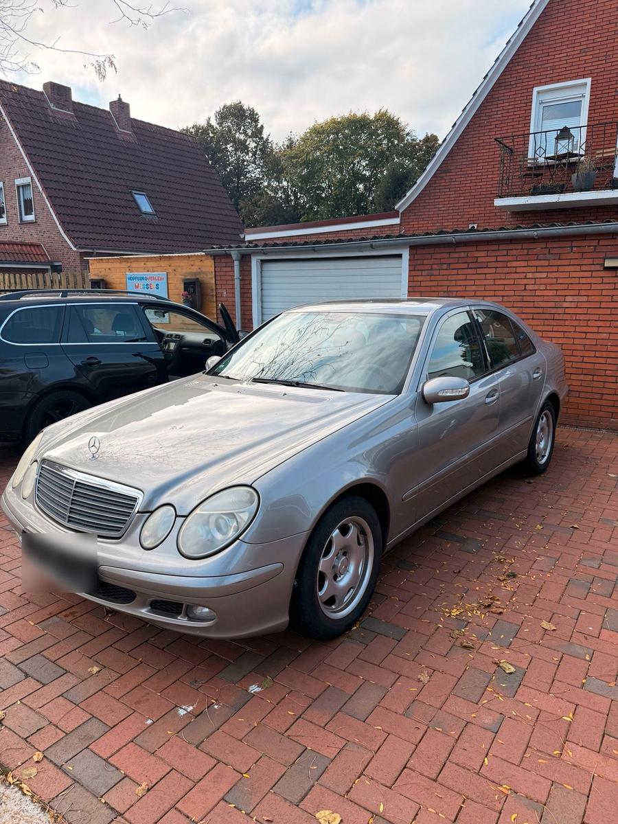 Mercedes-Benz E 200