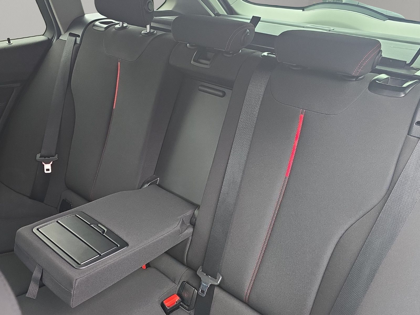 Fahrzeugabbildung BMW 318d Touring Sport Line Navi PDC Elktr.Heckklapp