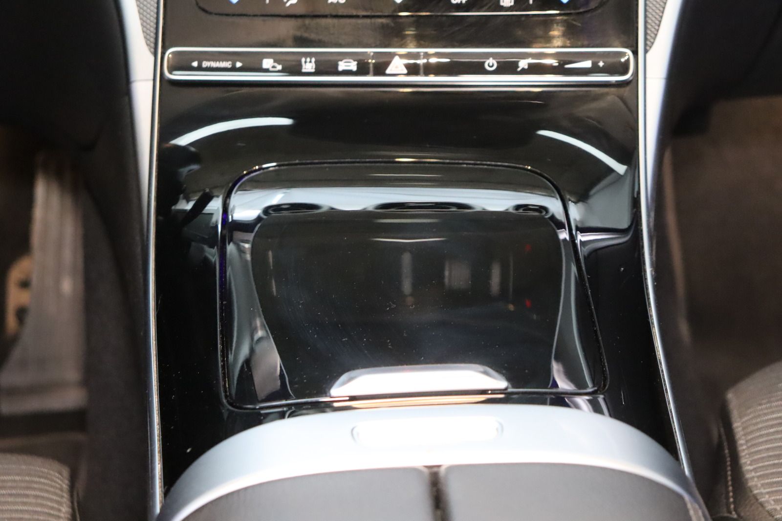 Fahrzeugabbildung Mercedes-Benz C 220 T d * LED * Standhzg. *