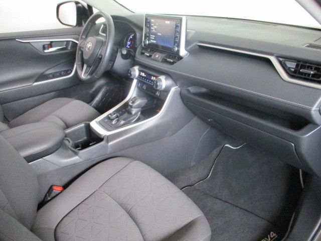 Fahrzeugabbildung Toyota RAV4 Hybrid 4x4 Team Deutschland