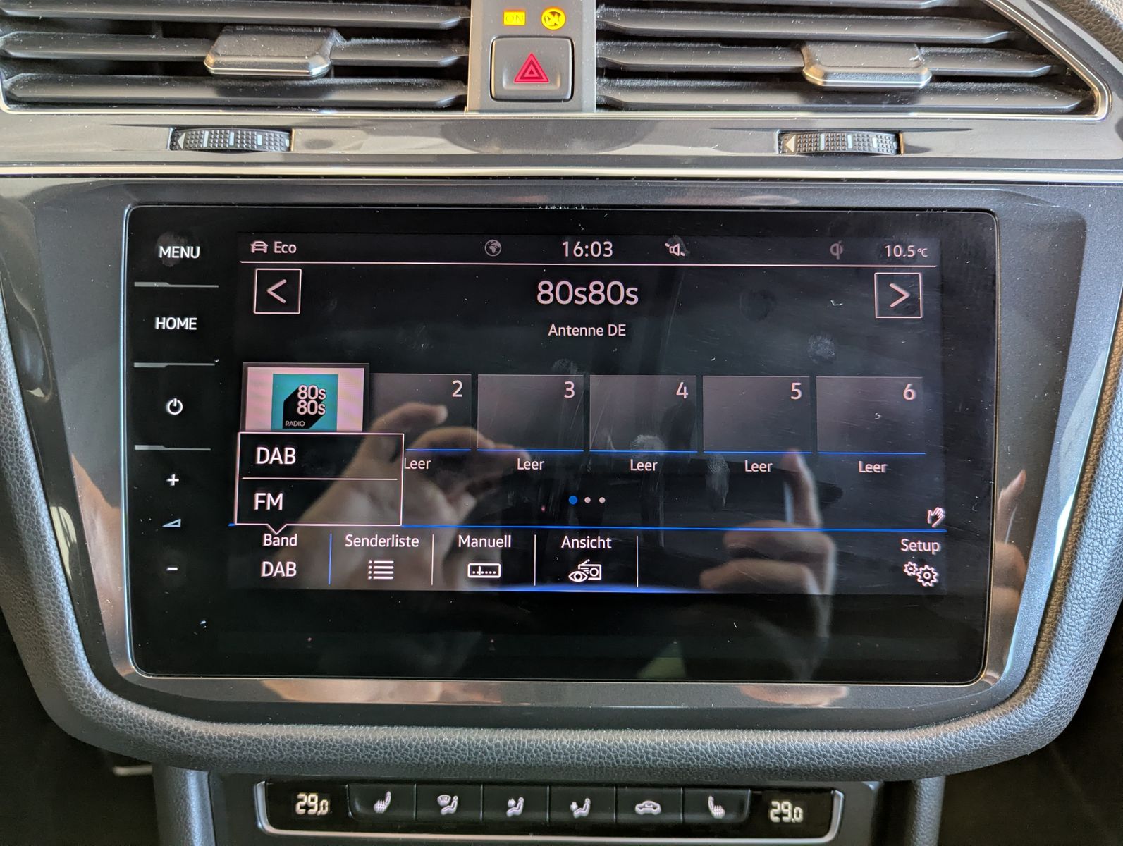 VW Tiguan Allspace 2.0 TDI DSG R-Line 4M Pano AHK - Image 28