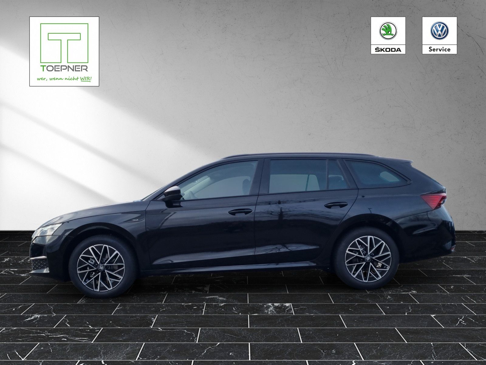 Fahrzeugabbildung SKODA Octavia Combi Tour 2.0 TDI 110kW/150PS AHK Licht