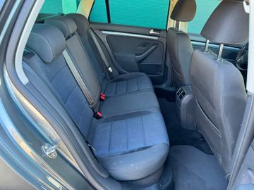 Volkswagen Golf - 12