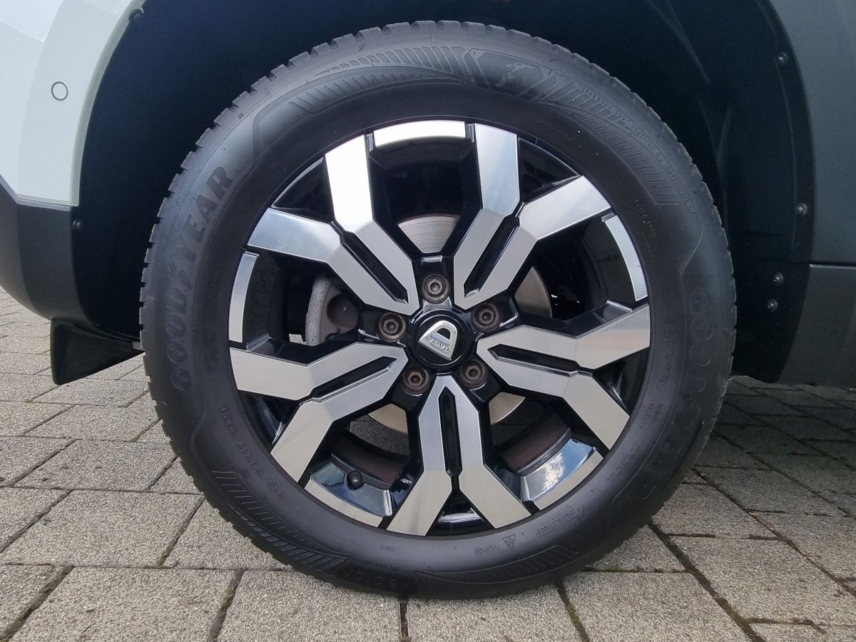 Fahrzeugabbildung Dacia Duster Prestige TCe 150 4WD