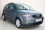 Audi A2 1.6 FSI Klimaautomatik 8-fach bereift - Audi A2 mit Benzin-Antrieb: Kleinwagen, 1.6