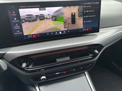 Fahrzeugabbildung BMW 320i Touring M Sport Sportautom-AHK/HeadUp/ 17LM