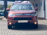 Mitsubishi Outlander 2.2 DI-D Instyle 4WD Leder NAV - Mitsubishi Outlander: Instyle