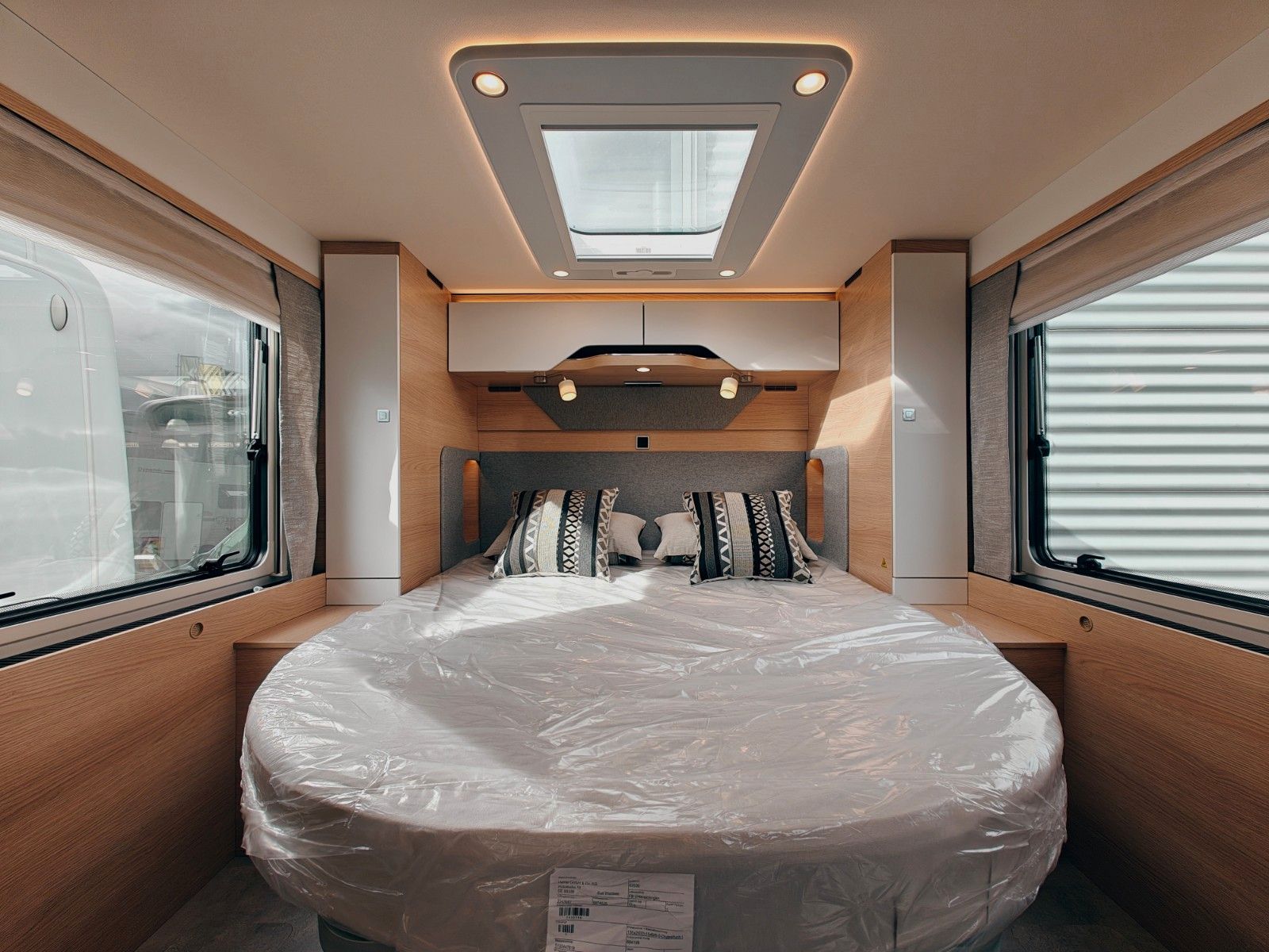 Fahrzeugabbildung HYMER / ERIBA / HYMERCAR B-KLASSE ML I 790 BLACKLINE