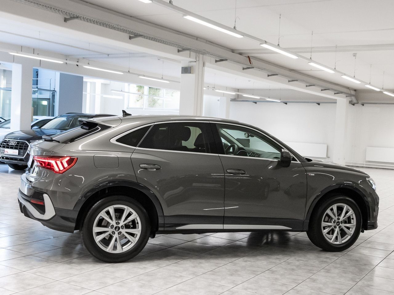 Audi Q3 - Bild 6