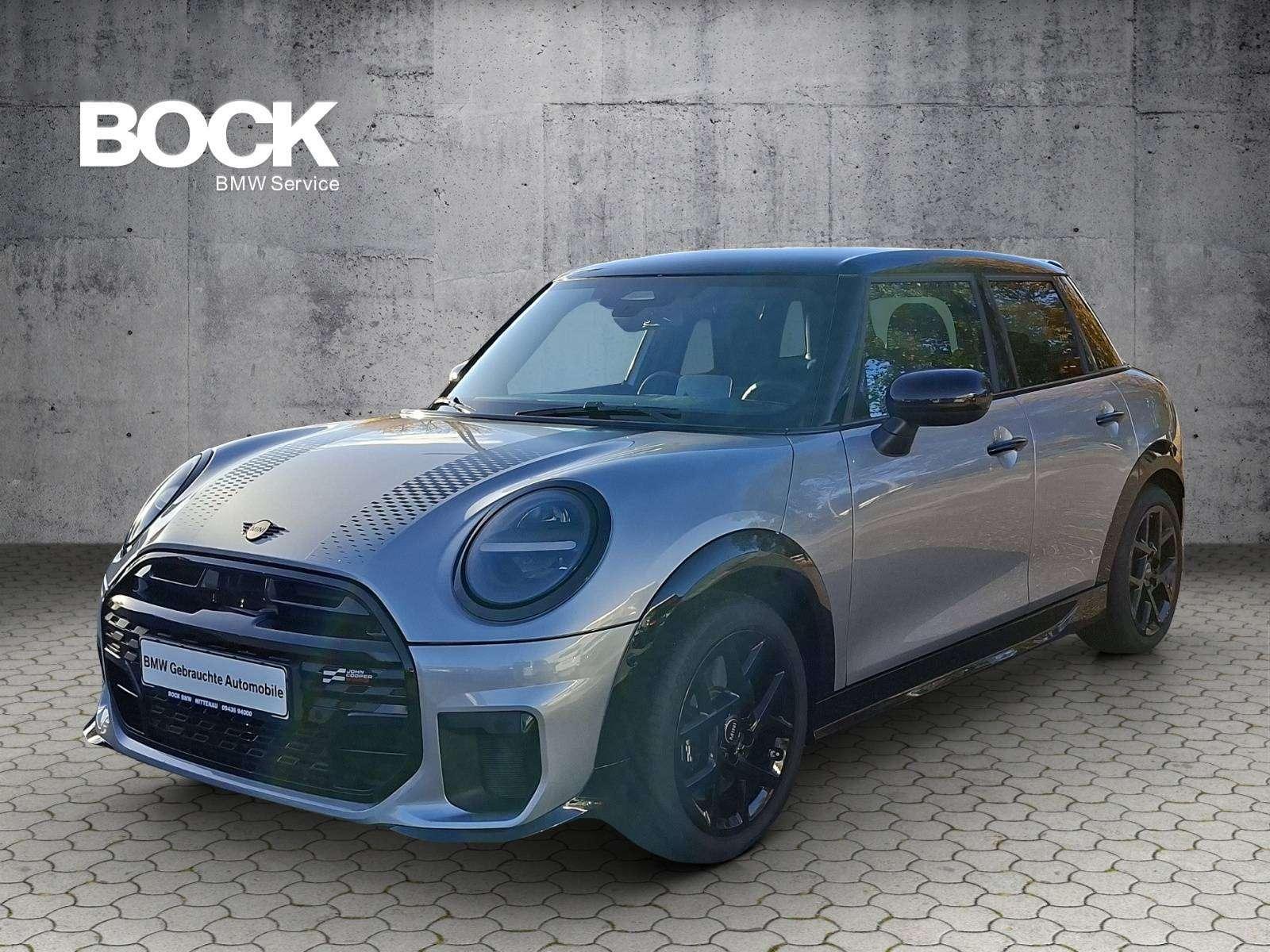 MINI Cooper S John Cooper Works Trim