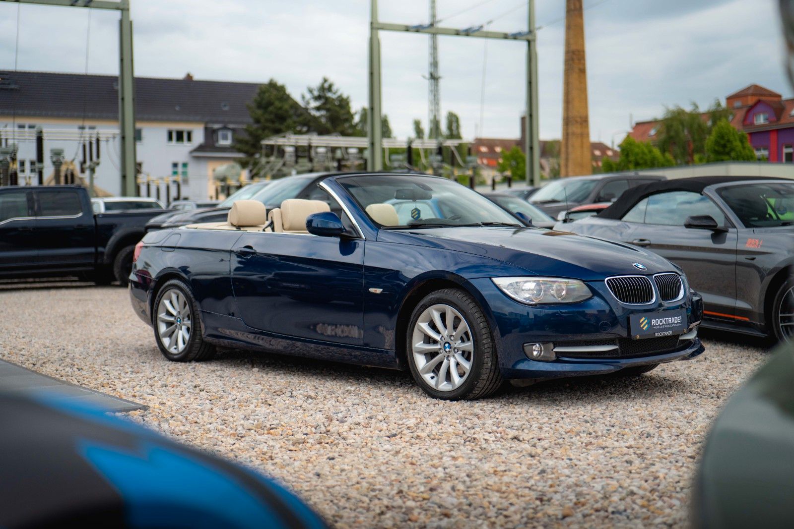 Fahrzeugabbildung BMW 330d Cabrio Sport Edition *Bi-Xenon*H&K*Memory*
