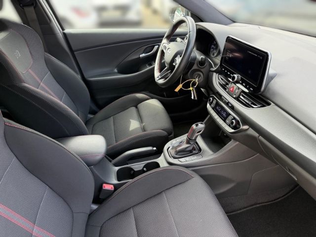 Fahrzeugabbildung Hyundai i30 Kombi 1.5 T-GDI N-LINE +NAVI+KLIMA+PDC+SHZ+U