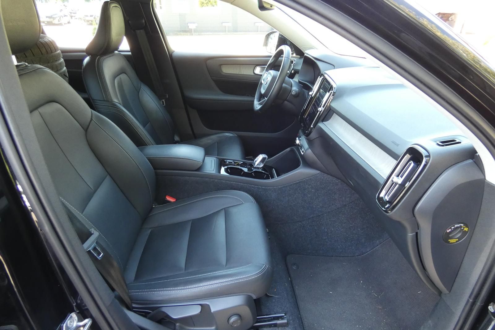 Volvo XC40 T3 Inscription #LEDER #DAB+ #AHZV #LED foto 15