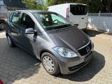 Mercedes-Benz A 180 ELEGANCE - Mercedes-Benz A 180: Elegance