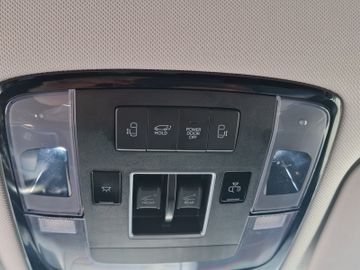 Hyundai Staria Prime 2.2 CRDi 2WD Kam.+KeyLess+LED+Navi