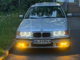 BMW 318i  M-Paket Oldtimer - BMW 318 aus 1994: 318i