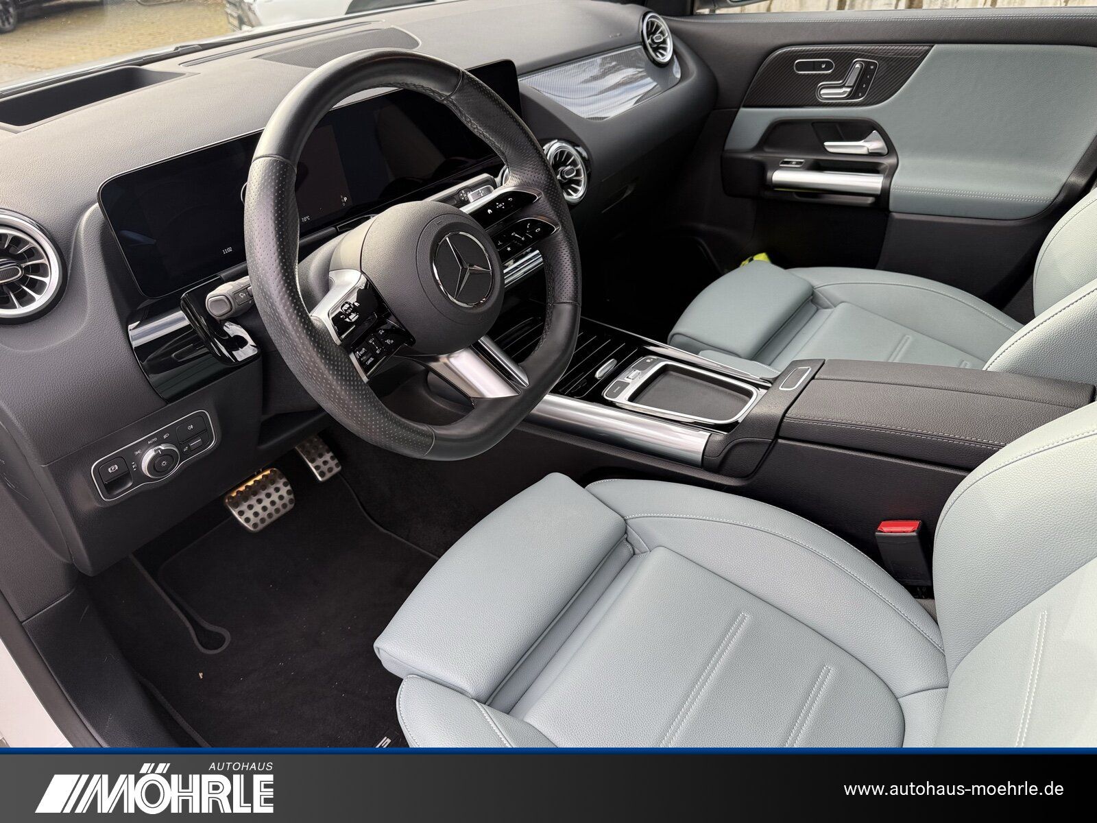 Mercedes-Benz GLA 180 AMG Line Night-Paket 360° Pano-SHDKlima foto 6