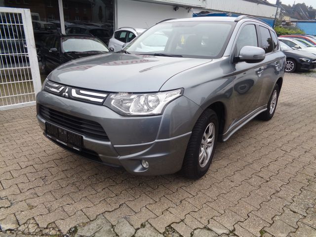 Mitsubishi Outlander ClearTec Invite 2WD, 6 Gang