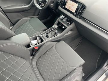 Fahrzeugabbildung SKODA Karoq 1.5 TSI Sportline DSG LED/ACC/AHK/Pano