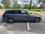 Mercedes-Benz C 200 d T Autom. - - Mercedes-Benz C 200 aus 2025
