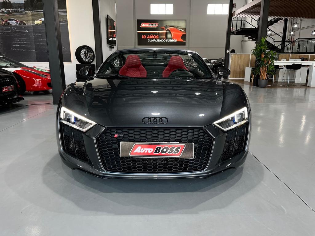 Audi R8