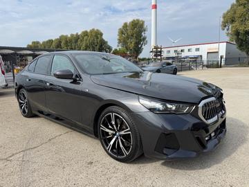 صورة 3 لـ 2025 BMW I5