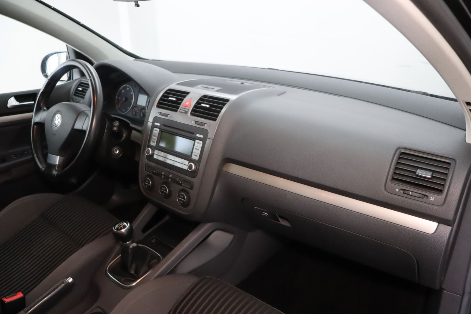 Fahrzeugabbildung Volkswagen Golf V 2.0 TDI DPF Sportline * AAC * Sitzhzg *