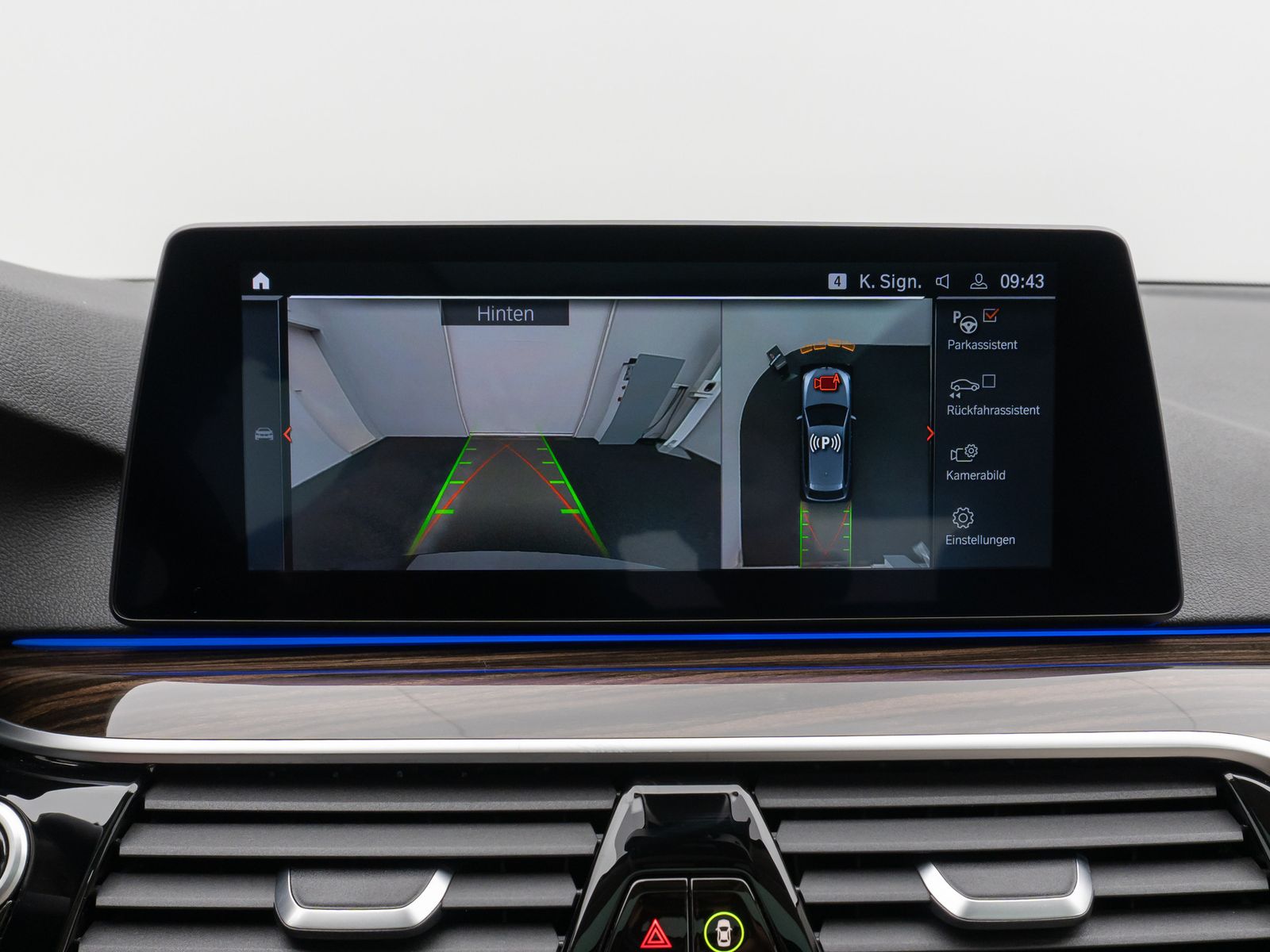 Fahrzeugabbildung BMW 540i xD Panorama 360°DAB Fernlichtassist Sport
