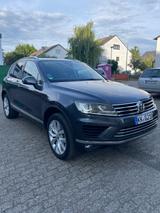 Volkswagen Touareg 3.0 V6 TDI  - Volkswagen Touareg in Wiesbaden