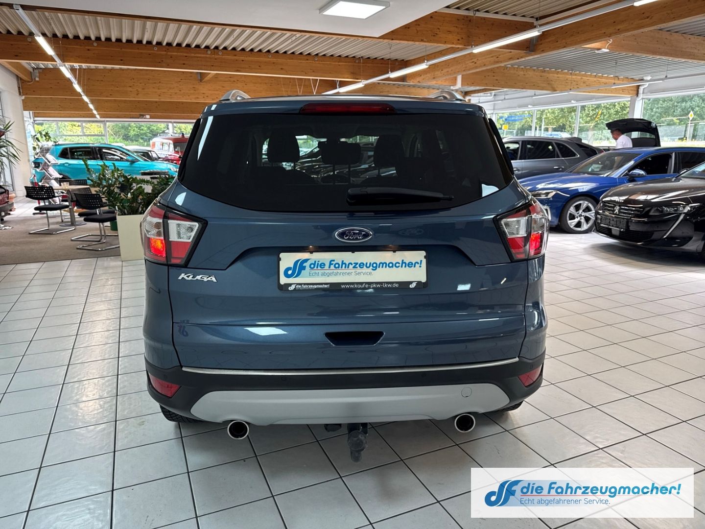 Fahrzeugabbildung Ford Kuga Trend 1.5 EcoBoost EU6d-T DAB SHZ LenkradHZ