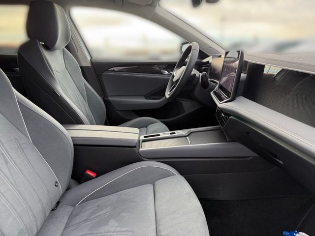 Passat Business 2.0 TDI AHK-klappbar Navi ACC