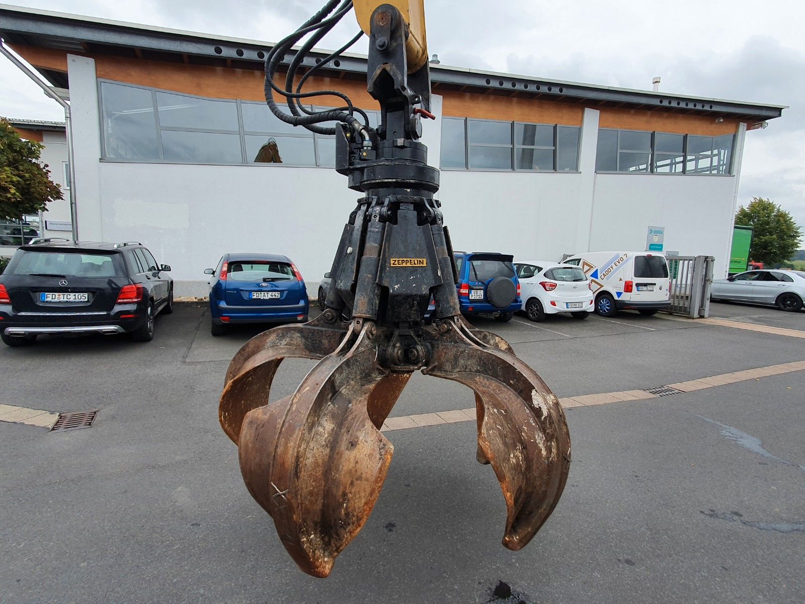 Fahrzeugabbildung CAT MH3024 / MH 3024 / Greifer / 2018 / 9.424h