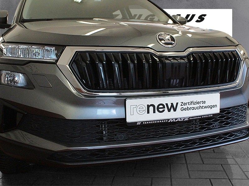 Fahrzeugabbildung SKODA Karoq 1.5l TSI ACT DSG TOUR  AHK schwenkbar
