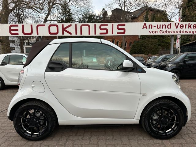 Smart fortwo Cabrio EQ*BRABUS tm*LEDER*KAM*22kW