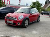 MINI COOPER_D Mini Cooper D - MINI MINI aus 2010: D